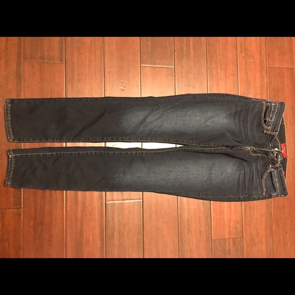 Lucky Brand Leyla skinny jeans size 4/27 dark blue